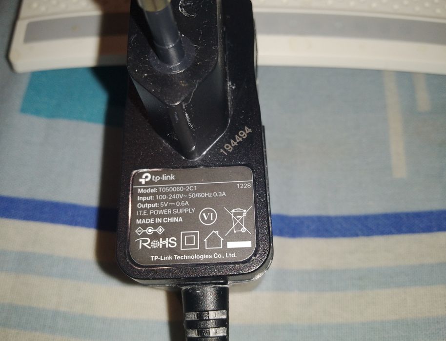Wi-Fi роутер Tp-Link.