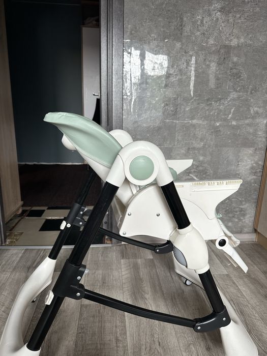 Стульчик для кормления Carrello Stella
