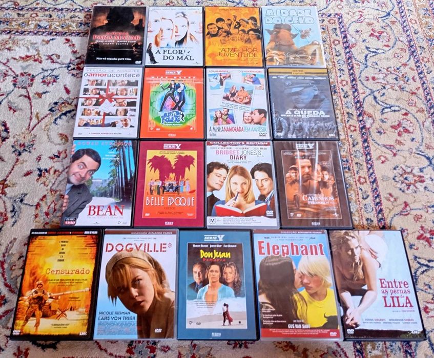 --» Lote de 61 DVDs «--