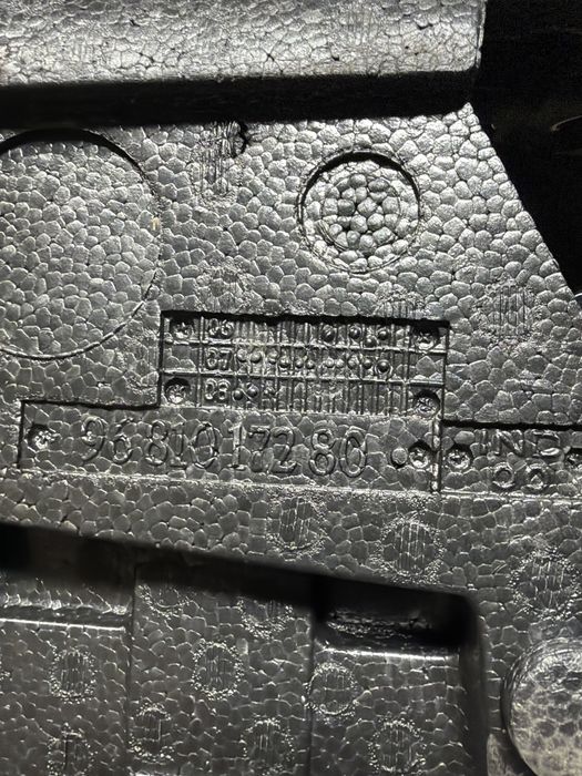 Wkład styropian lewarek  Klucz  Ucho CITROEN C4 PICASSO I