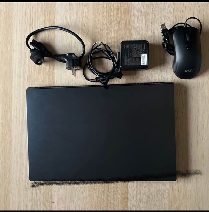Portátil MSI 15.6" Modern 15 A5M-284XPT