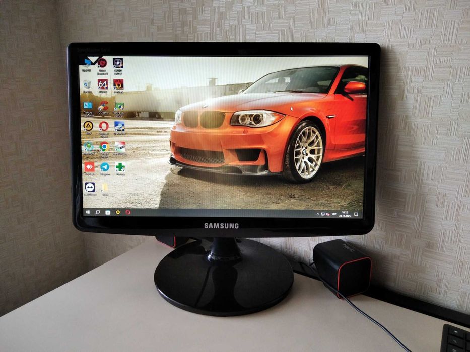 Монітор Samsung 19 дюймів ідеальний стан