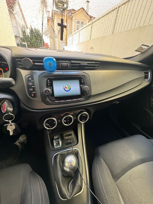 Alfa Romeo Giulietta 1.6 JTDm Distinctive. Nacional.