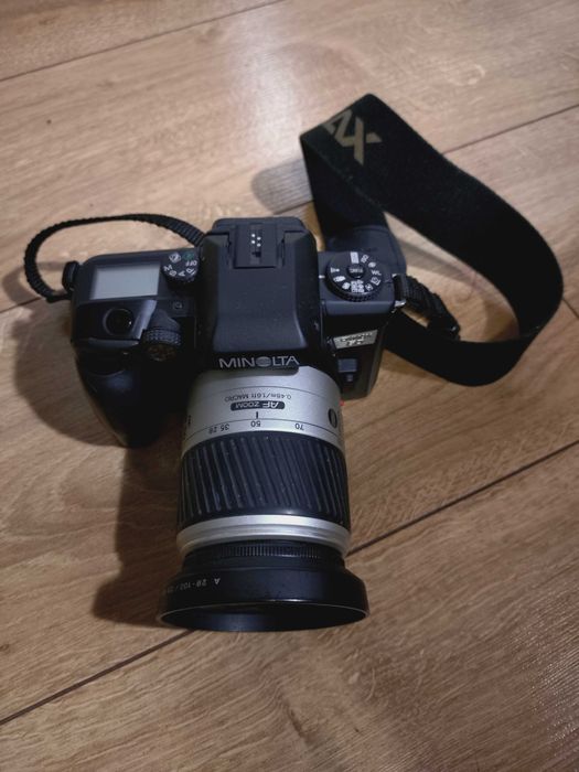 Aparat fotograficzny Minolta Dynax 60, obiektyw 28-100, stan BDB!