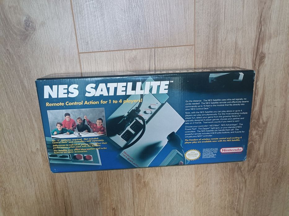 Nintendo NES Satellite - Novo