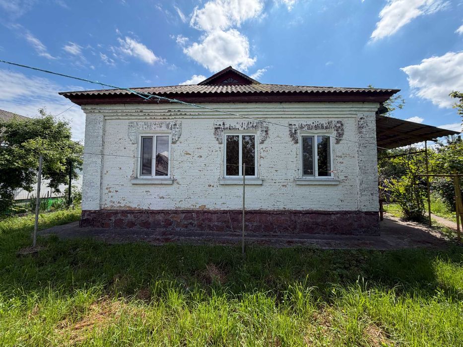 Продаж 3 кім будинку з великою ділянкою в місті Яготин 78 м2