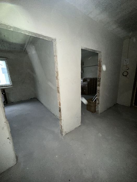 Продаж квартири в. Весняна