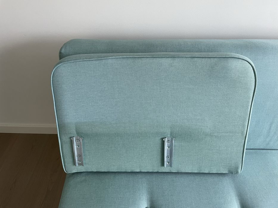 Sofá cama verde menta em muito bom estado