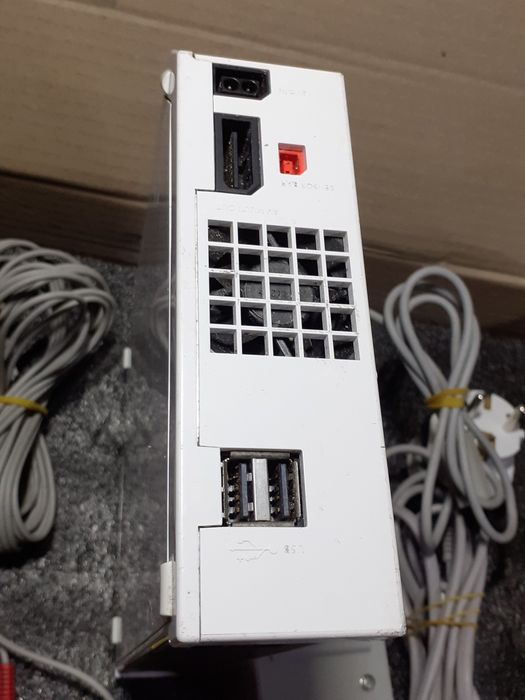 Приставка игровая Nintendo RVL-001 (EUR)