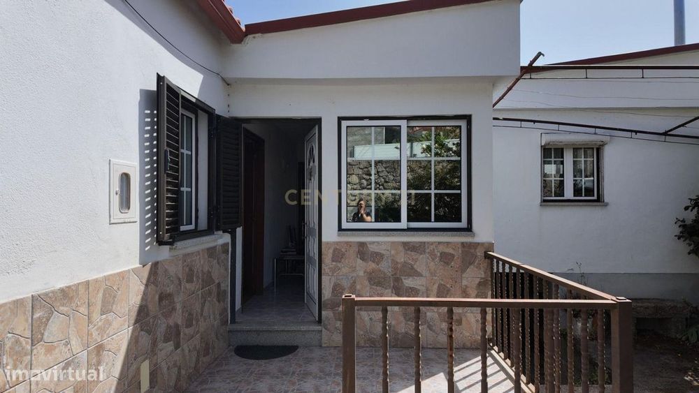 Moradia T3 Com Terreno No Casal Da Serra