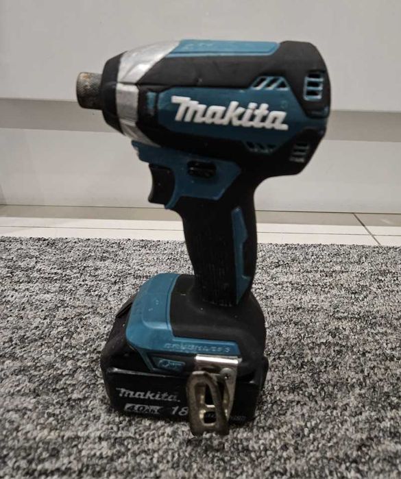Zakrętarka udarowa Makita DTD153 + akumulator