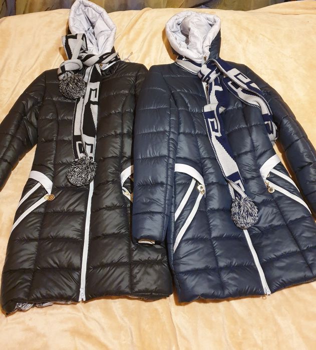 Нова Куртка- пуховик на дівчинку.