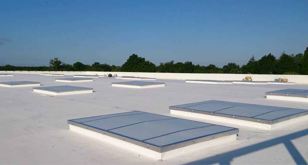 Покрівельні роботи з ПВХ мембрани