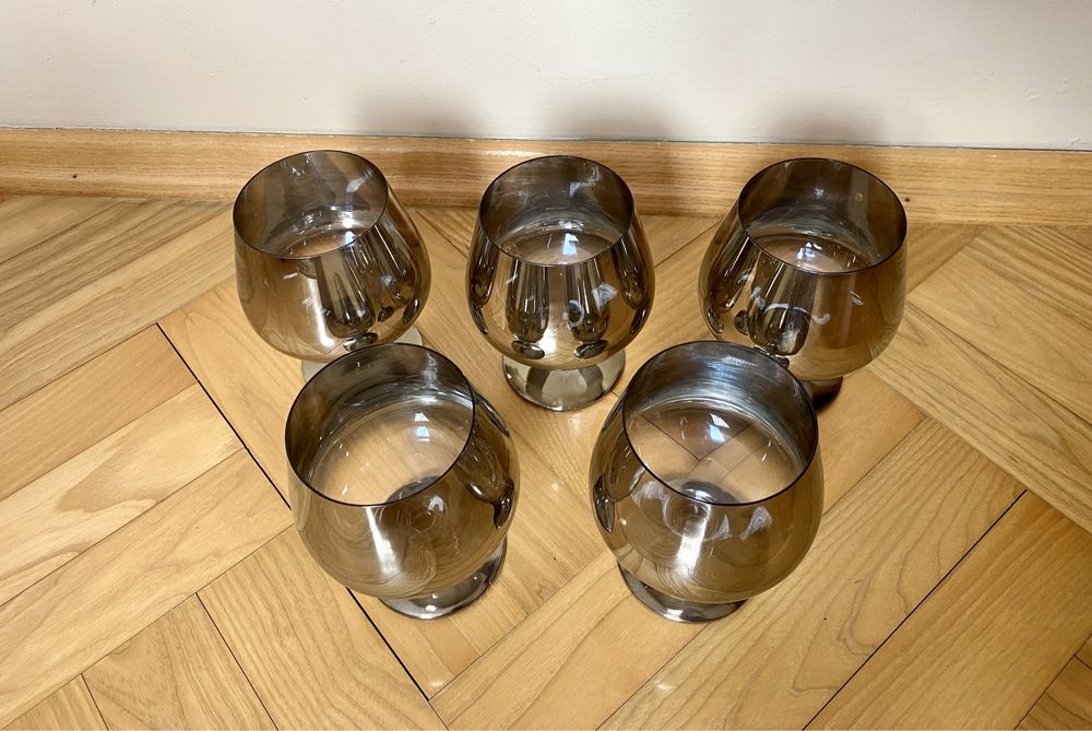 Kielichy szklanki kieliszki puchary pucharki PRL srebrne lustrzane