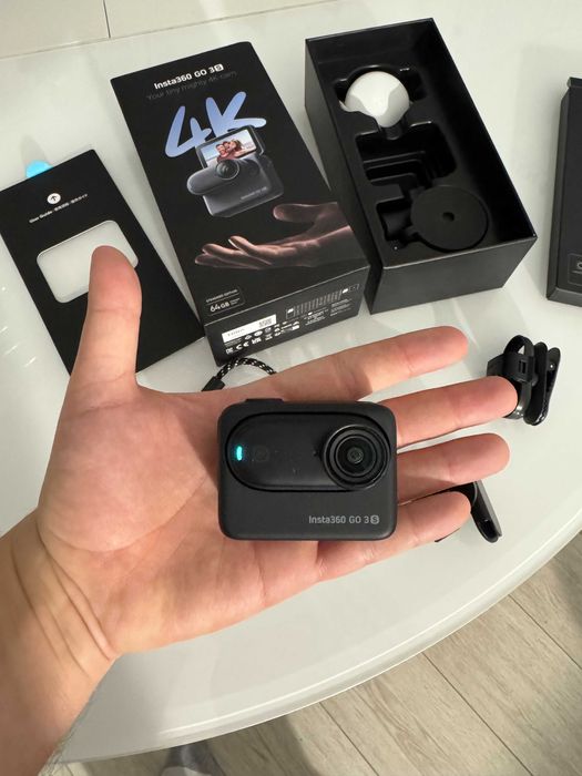Insta 360 Go 3S 4K Standard Bundle 64GB Black + додаткові кріплення