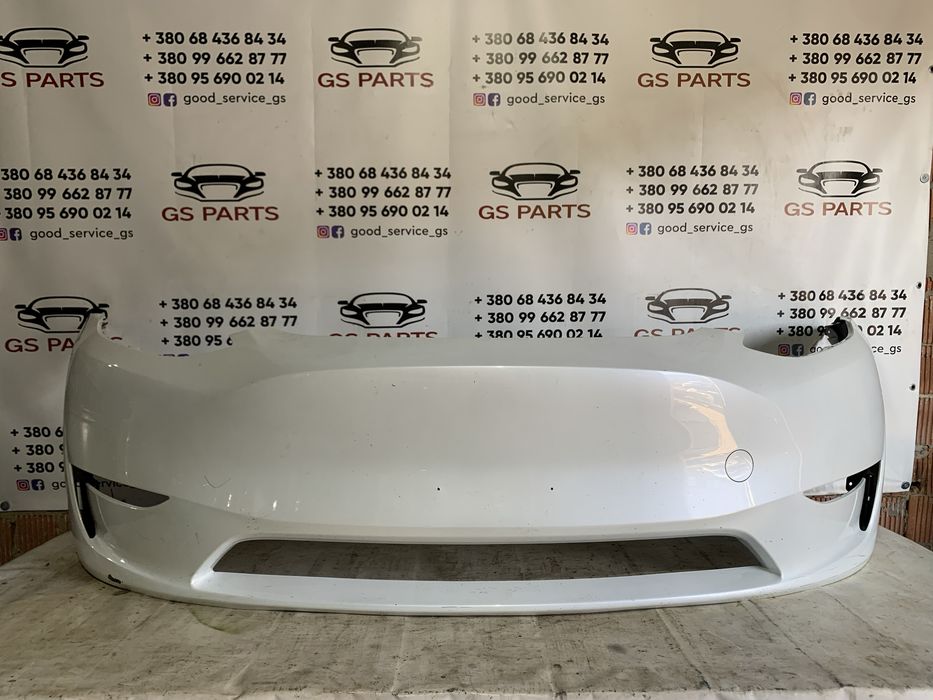 Бампер Tesla Y 2019-2025