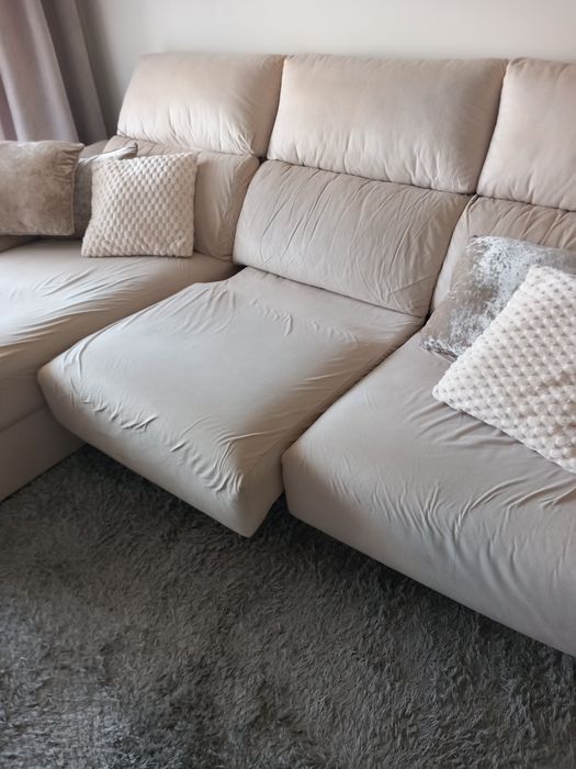 Sofá Chaiselong  muito confortável