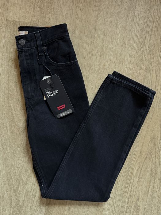 Jeansy Dżinsy Levis Levi’s nowe High Slim Straight