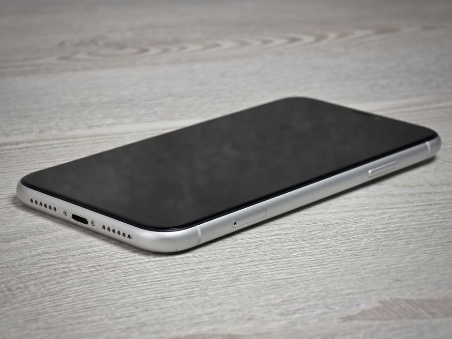 Смартфон Apple iPhone XR 64GB White (A2105) • NeverLock • 77%