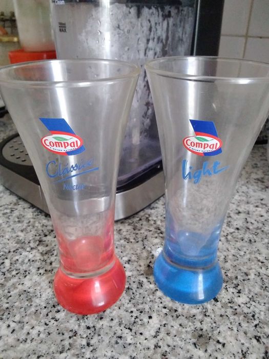 2 copos em vidro Compal Clássico Néctar + Light