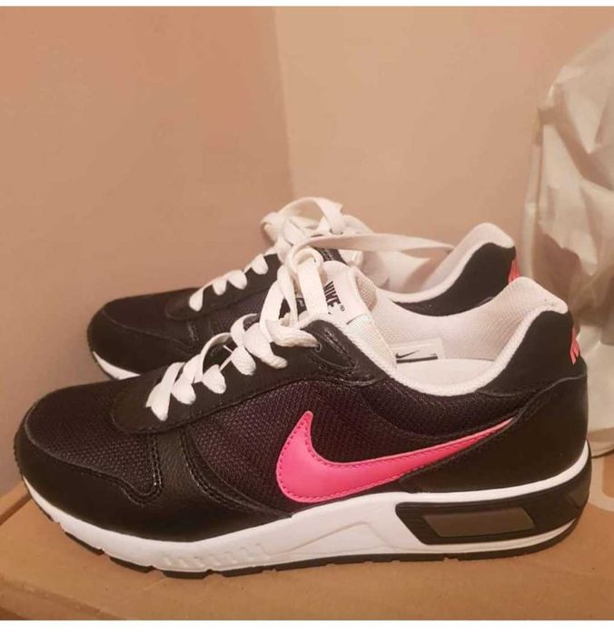 Sprzedam adidasy nike rozm 36