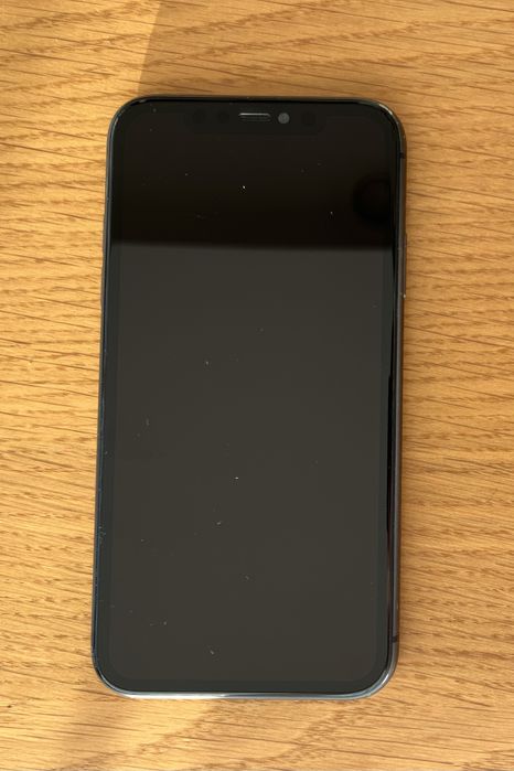 iPhone 11 64G kolor czarny, używany