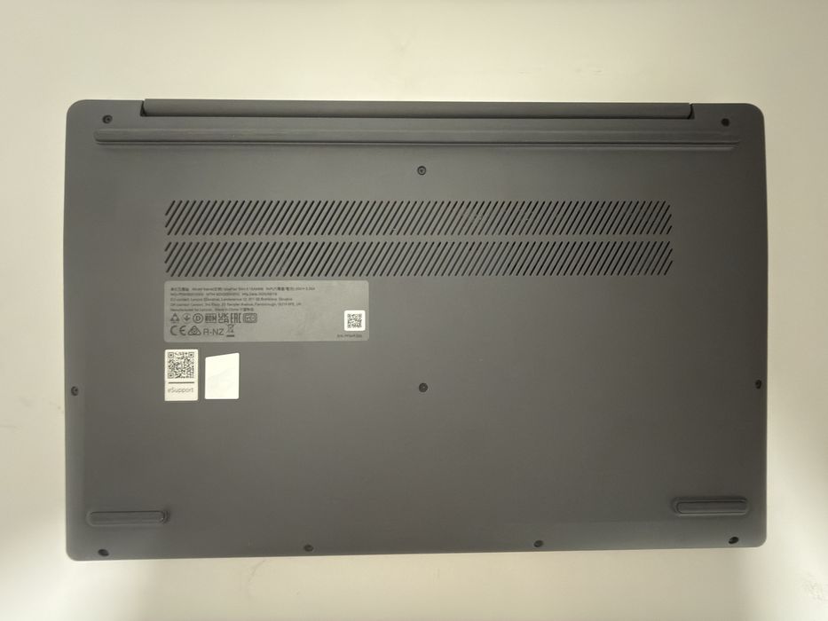 Ideapad slim 3 15amn8