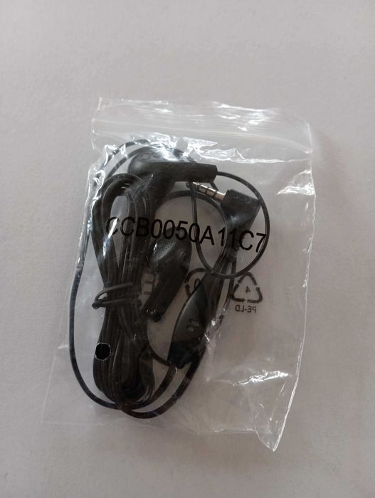 Lote 2 Auriculares com Fio Pretos Jack 3.5mm – Novos