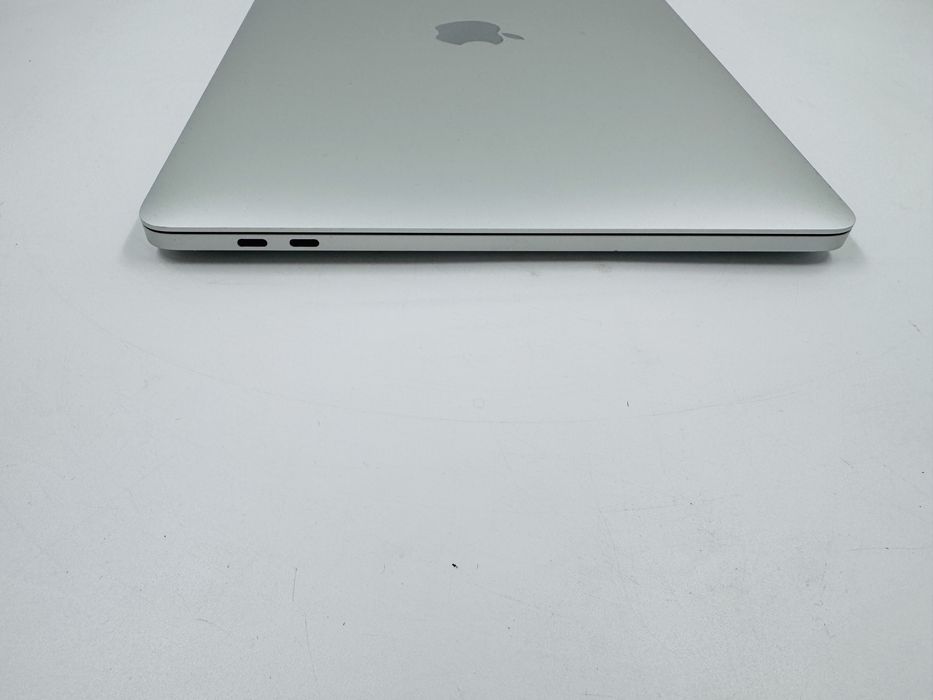 Apple Macbook Pro 13 2020 M1 8GB RAM 512GB SSD Silver IL7315