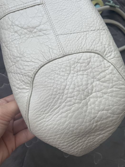 Сумка RADLEY сірого кольору.