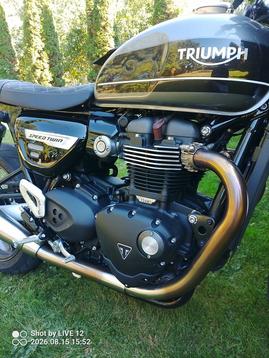 Triumph Speed Twin 1200