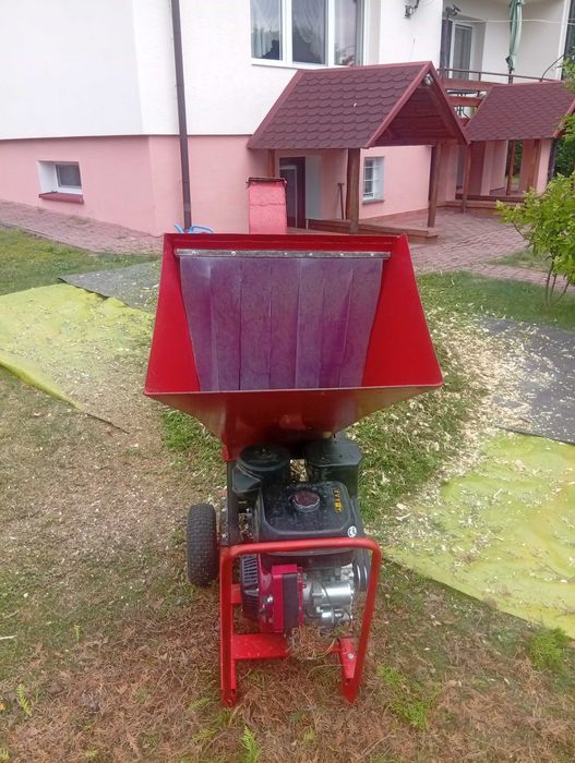 Wynajem rębak 18KM