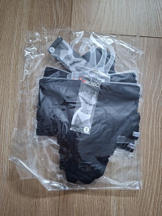 5x Stringi damskie Arcado, rozmiar S, 5PACK