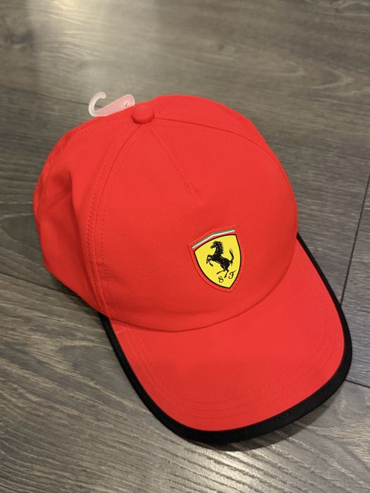 Оригінальна кепка Puma Ferrari, червона, нова з бірками