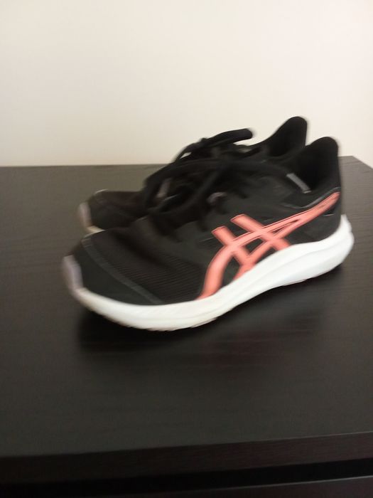 Tenis Senhora ASICS