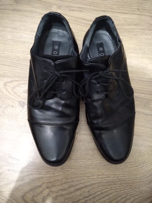 Buty do garnituru rozmiar 39