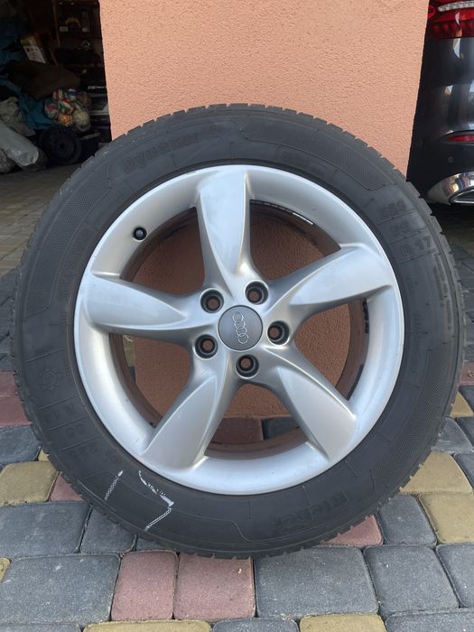 Felgi aluminowe Audi, opony letnie r17 komplet.