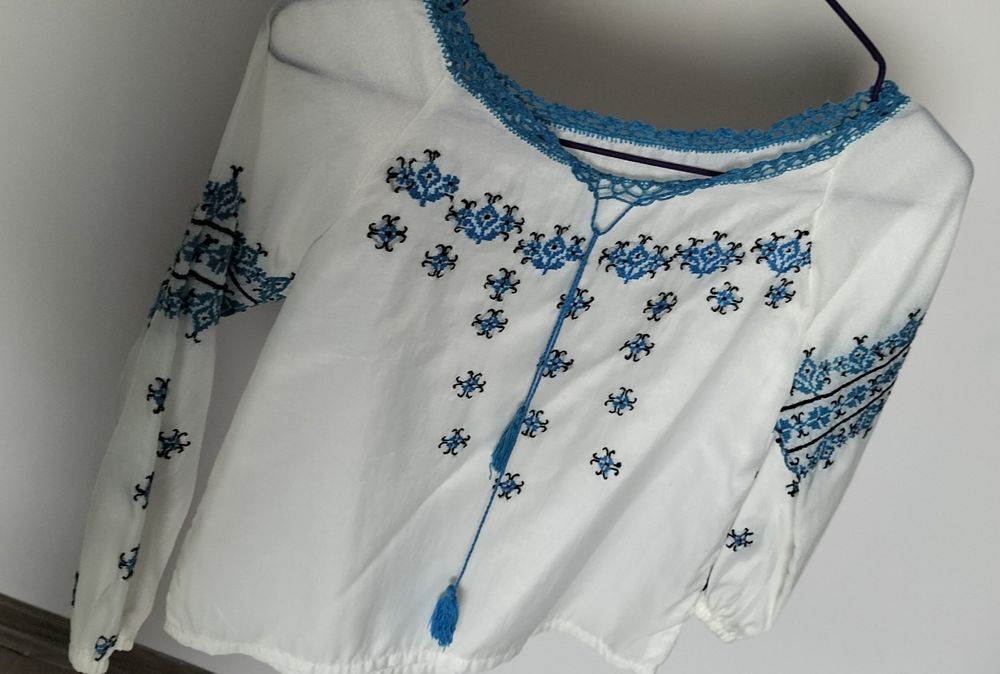 Вишиванка для дівчинки