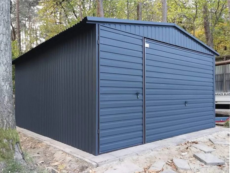 Garaż blaszany pojedynczy 4x5m - Dach dwuspadowy, Brama uchylna, Grafi
