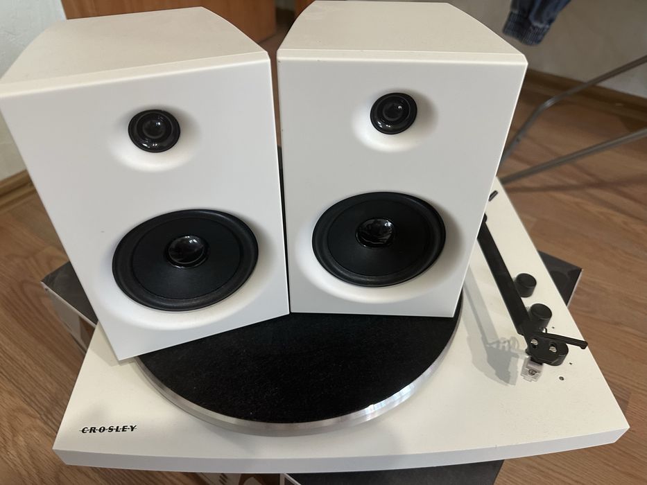 Програвач вінілу CROSLEY