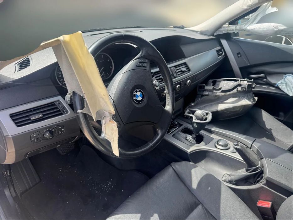 BMW E60 520 d de 2006 para peças