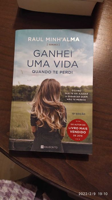 Livros (Margarida Rebelo Pinto, Nicolas Sparks, Isabel Allende, ..)