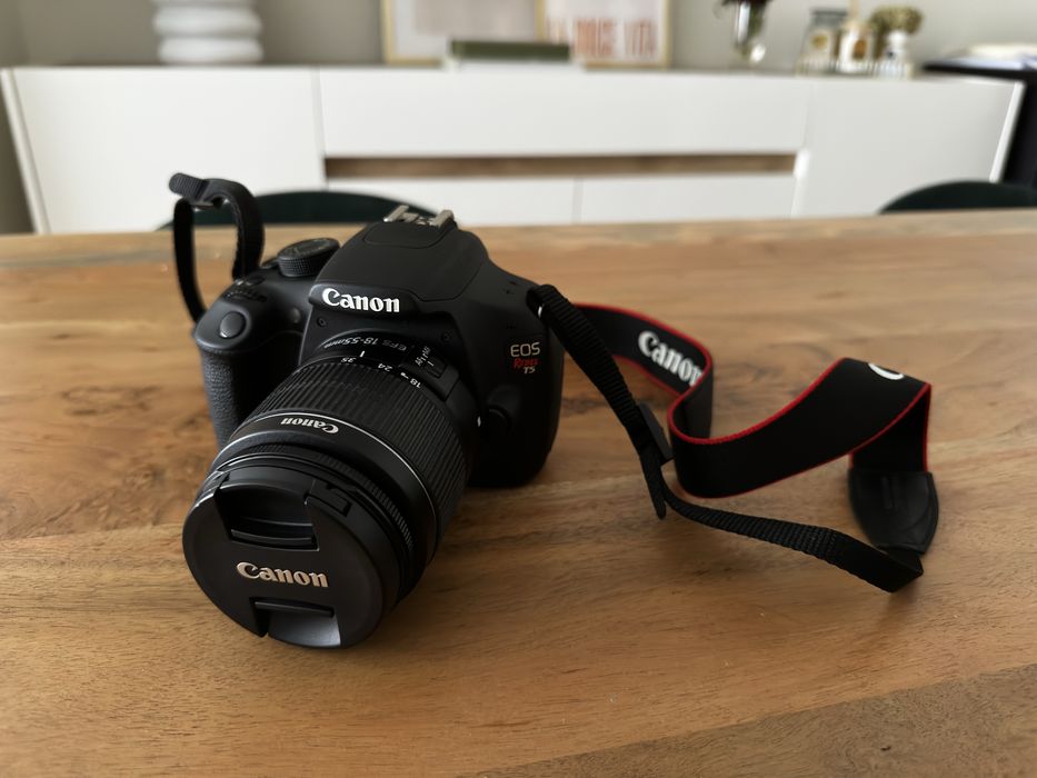 Canon EOS 1200D (Rebel T5) + Objetiva 18-55mm | Excelente Estado