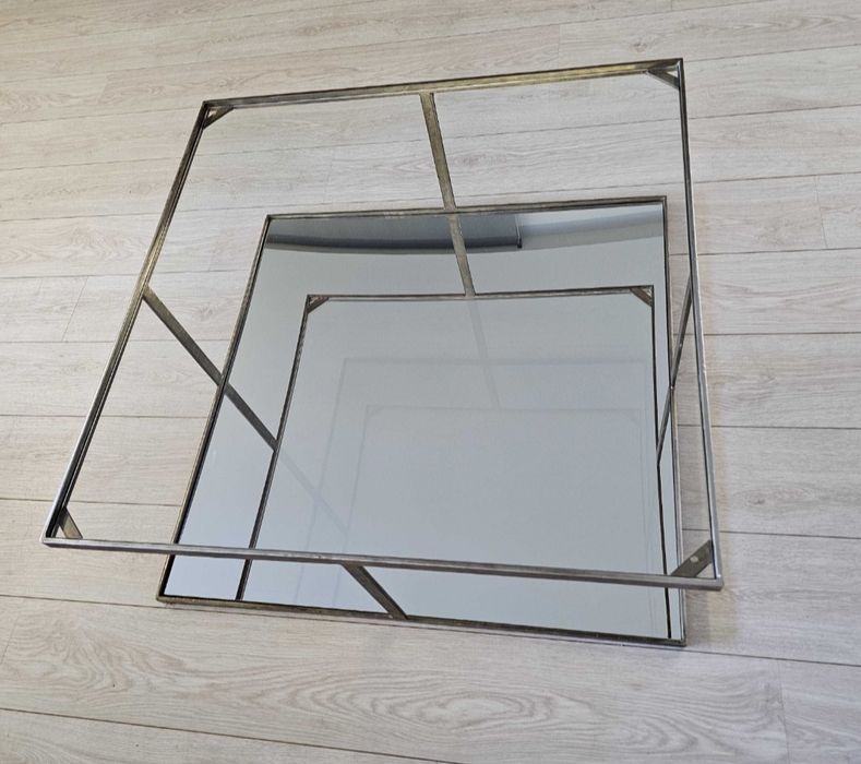 Mesa de centro da AREA STORE