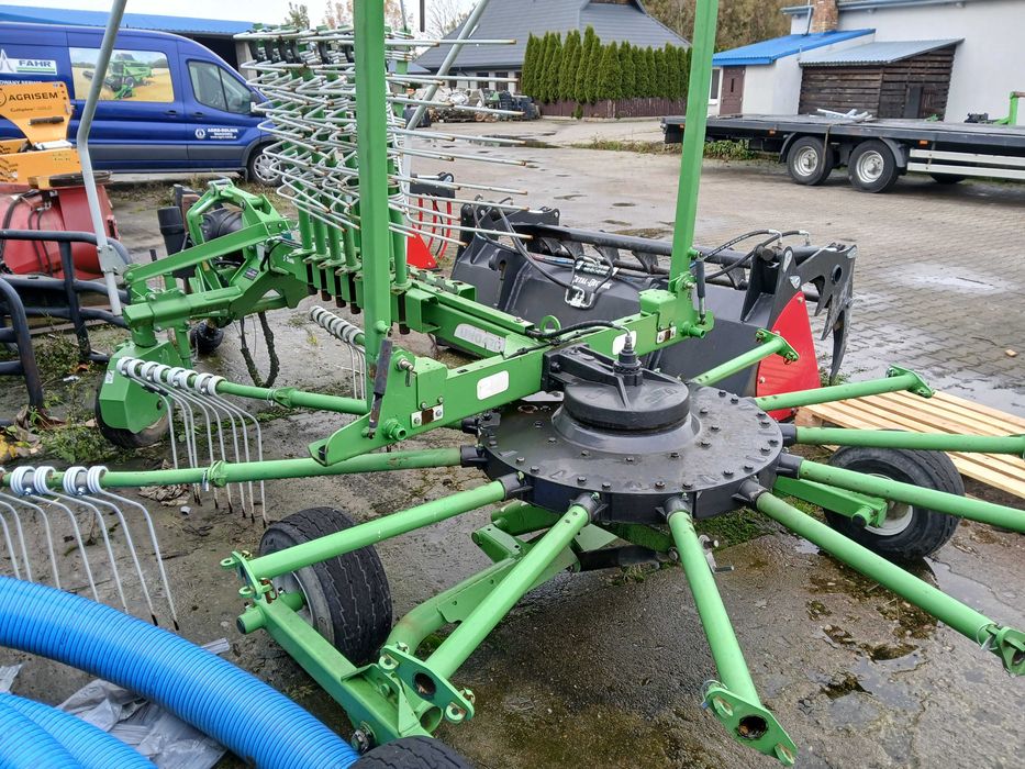 Zgrabiarka zaczepiana jednokaruzelowa UNO 470