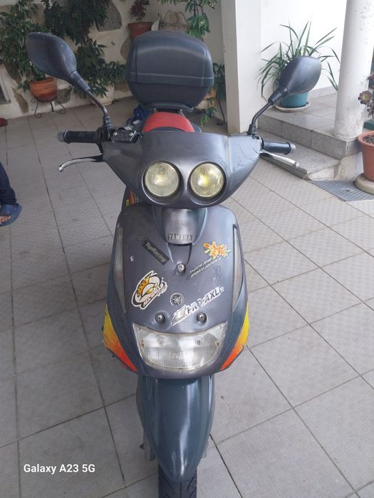 Vendo mota usada