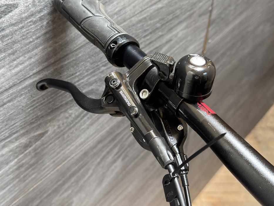 Гірський електровелосипед Cube (рама М колеса 29)Bosch , Rockshox