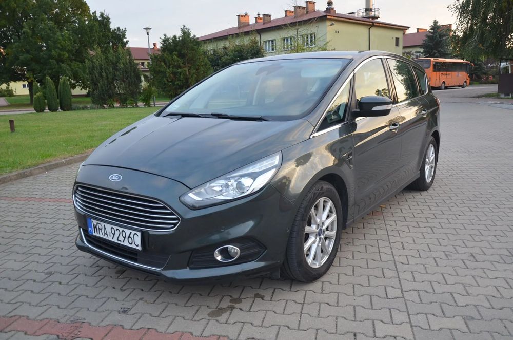 Ford S-Max