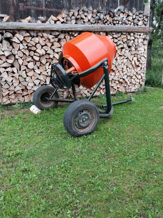 Здається в Оренду Бетономішалка