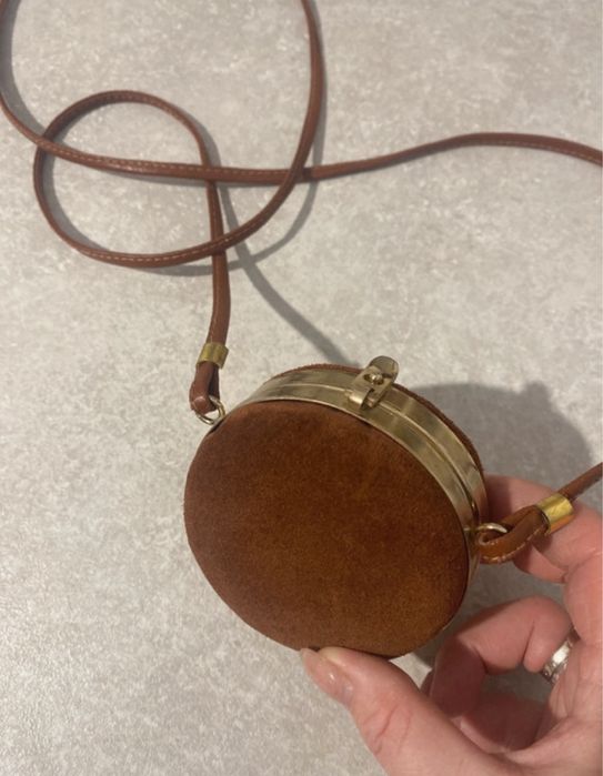 Torebka skorzana kulka